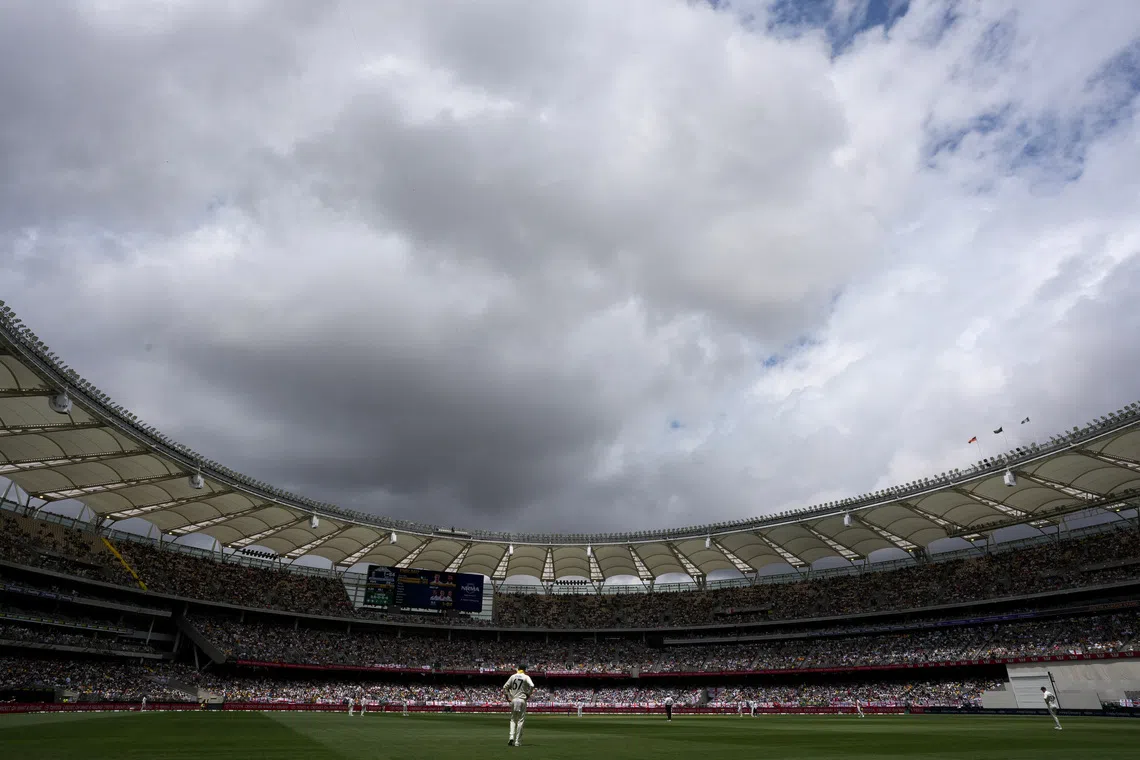 Cricket - The Ashes - Australia v England - First Test - Perth Stadium, Perth, Australia - November 22, 2025 General view of the Perth Stadium REUTERS/Asanka Brendon Ratnayake