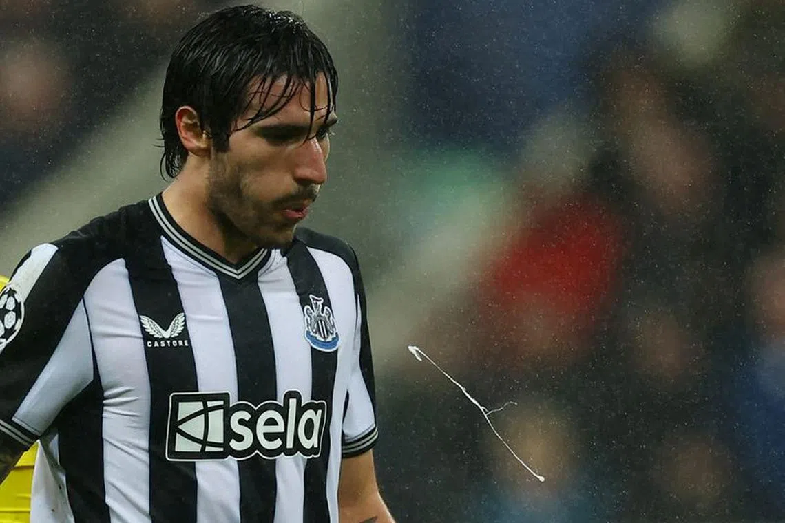 FILE PHOTO: Soccer Football - Champions League - Group F - Newcastle United v Borussia Dortmund - St James' Park, Newcastle, Britain - October 25, 2023  Newcastle United's Sandro Tonali Action Images via Reuters/Lee Smith/File Photo