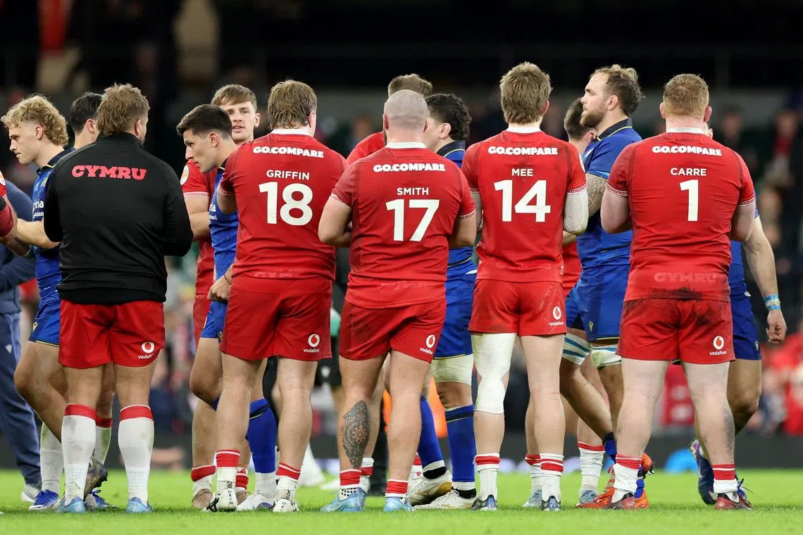 Wales end Six Nations losing streak with emphatic win over Italy