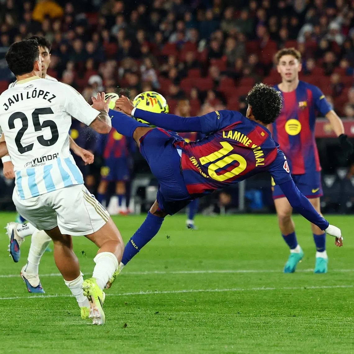 Soccer Football - LaLiga - FC Barcelona v Real Oviedo - Spotify Camp Nou, Barcelona, Spain - January 25, 2026 FC Barcelona's Lamine Yamal scores their third goal REUTERS/Albert Gea