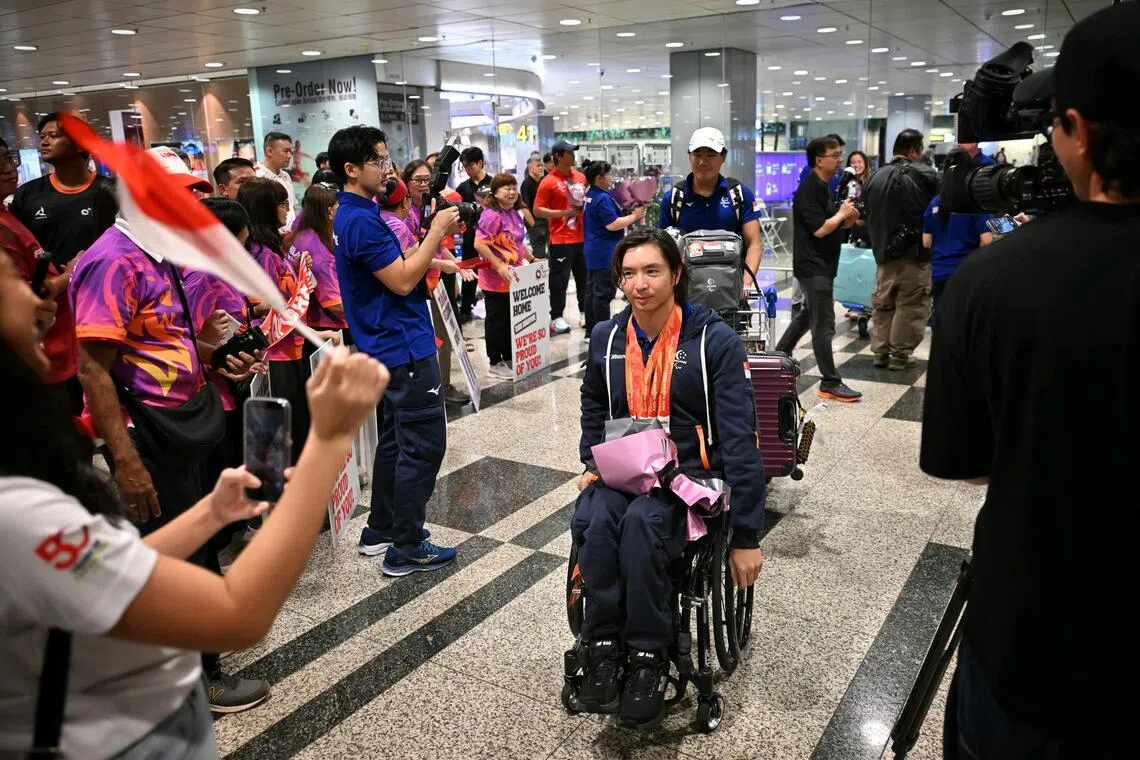 Team Singapore returning from Aichi-Nagoya 2026 Asian Para Games, at Changi Airport Terminal 3, on Oct 26, 2026. 
David Neo, Minister for Culture, Community and Youth and Second Minister for Education, was with the fans and relatives to welcome Team Singapore.