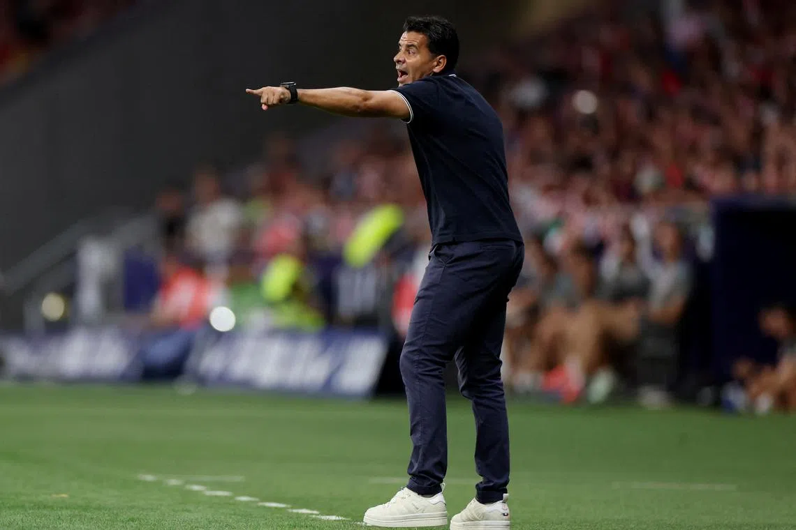 FILE PHOTO: Soccer Football - LaLiga - Atletico Madrid v Girona - Civitas Metropolitano, Madrid, Spain - August 25, 2024 Girona coach Michel reacts REUTERS/Isabel Infantes/File Photo