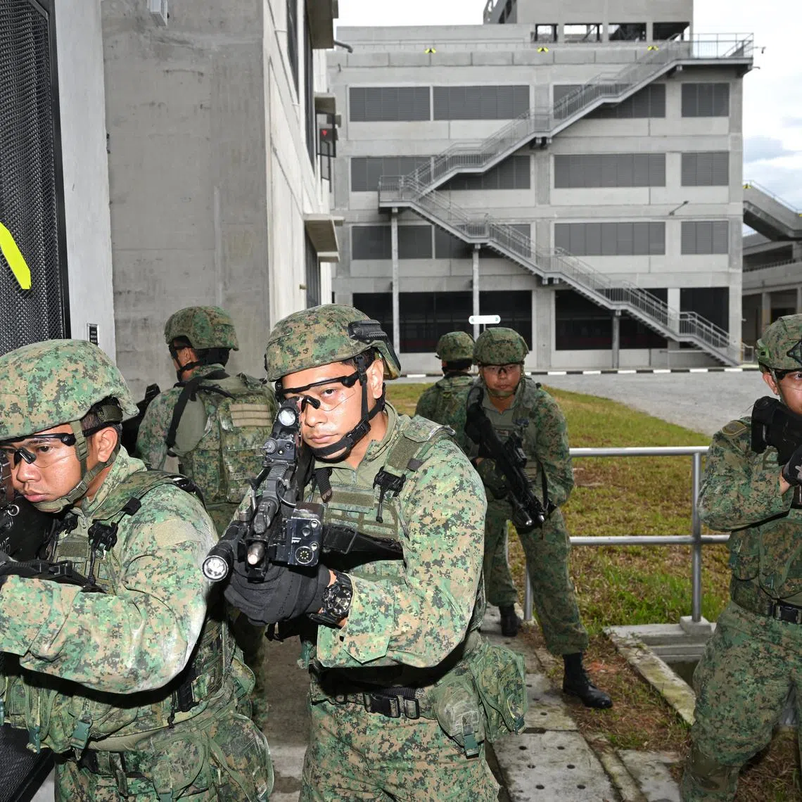 Soldiers during an urban ops demonstration at Safti City on March 13, 2025.