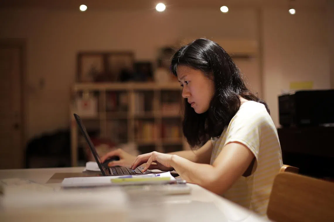 The guidelines adopt a broad definition of flexible working arrangements that employers must fairly consider and be open to offering.