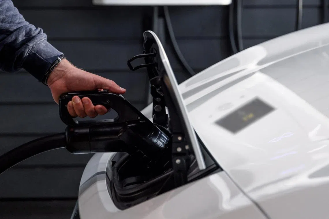 The plan comes amid efforts to try to promote the electric car market in Australia.