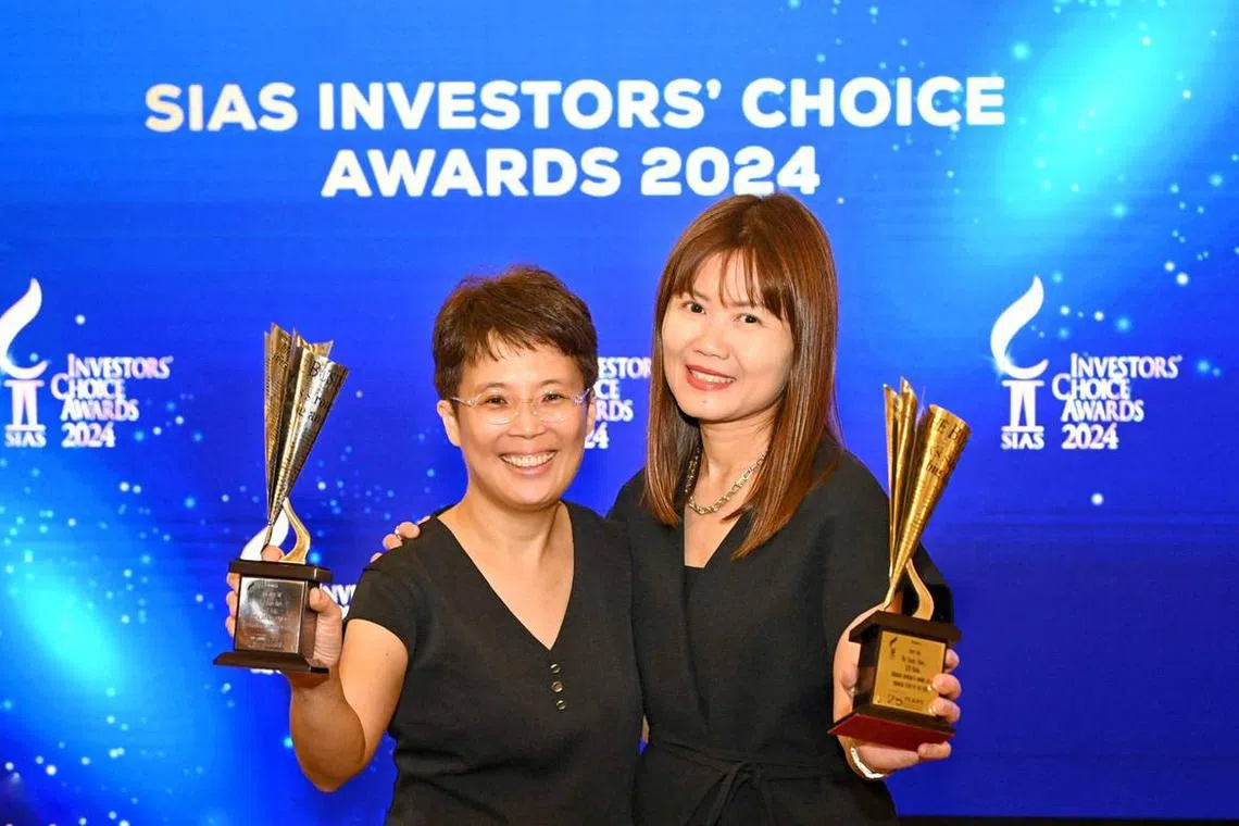 ST's senior business correspondent Chor Khieng Yuit (left) and senior correspondent Joyce Lim both picked up awards at the SIAS Investors' Choice Awards on Sept 17.