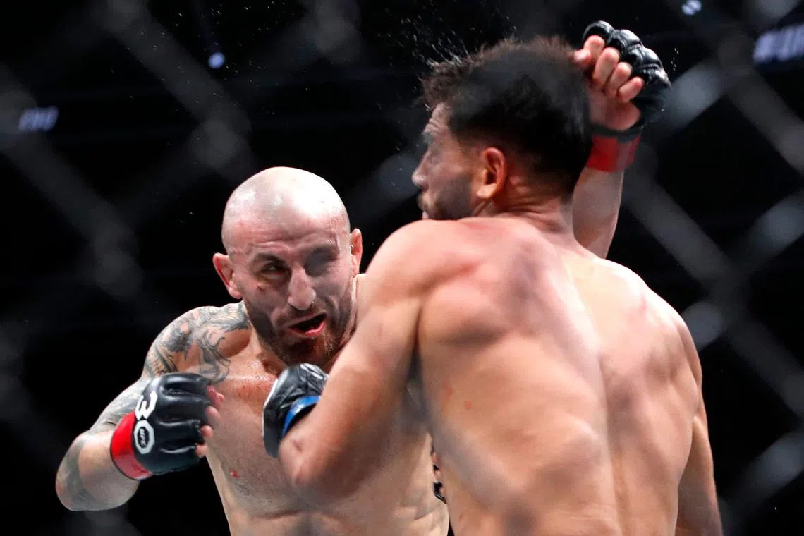 UFC featherweight champion Alexander Volkanovski (left) defeated interim featherweight champion Yair Rodriguez on July 8, 2023.