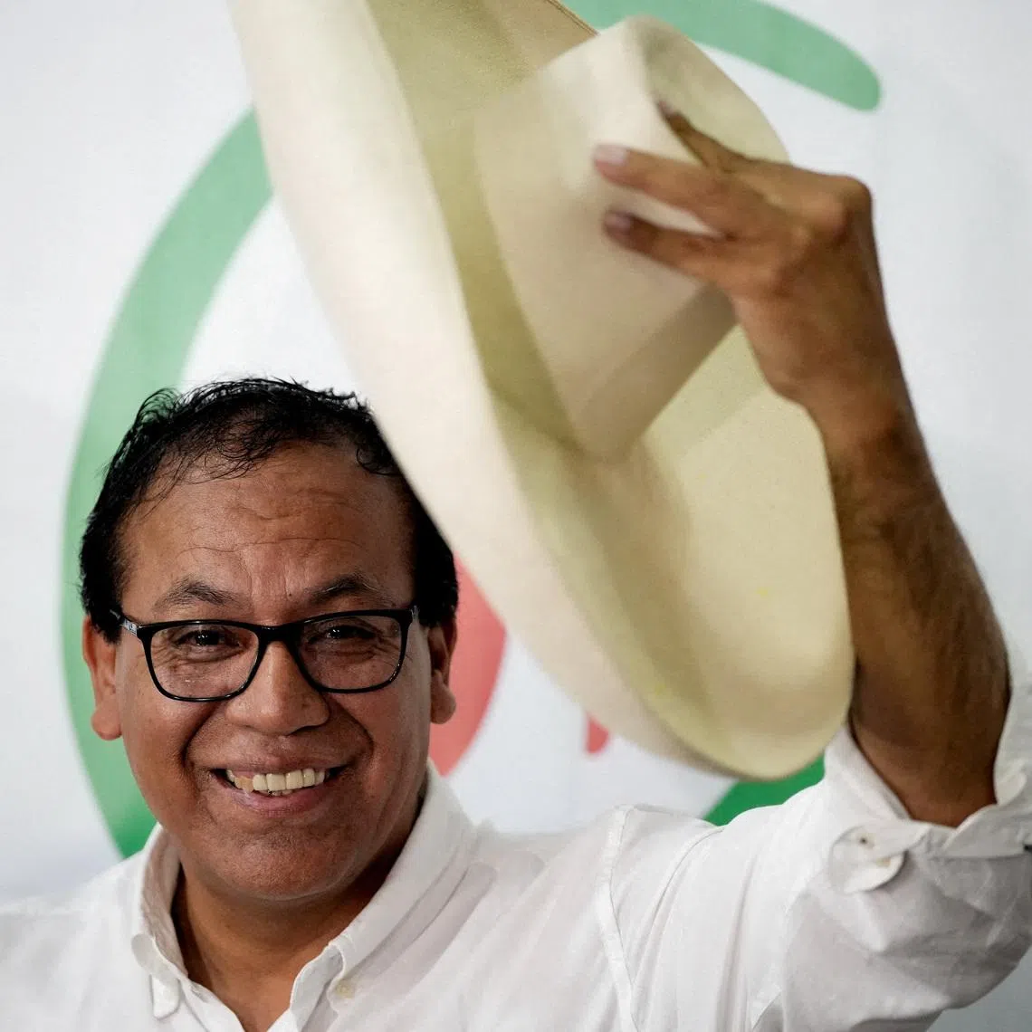 Peruvian presidential candidate Roberto Sanchez of the Together for Peru party attends a press conference as the electoral authority is expected to confirm the name of Keiko Fujimori’s rival ahead of the June 7 runoff, in Lima, Peru, April 16, 2026. REUTERS/Angela Ponce