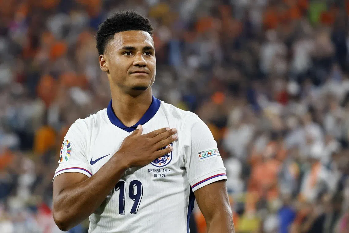 Soccer Football - Euro 2024 - Semi Final - Netherlands v England - Dortmund BVB Stadion, Dortmund, Germany - July 10, 2024  England's Ollie Watkins celebrates after the match REUTERS/Wolfgang Rattay