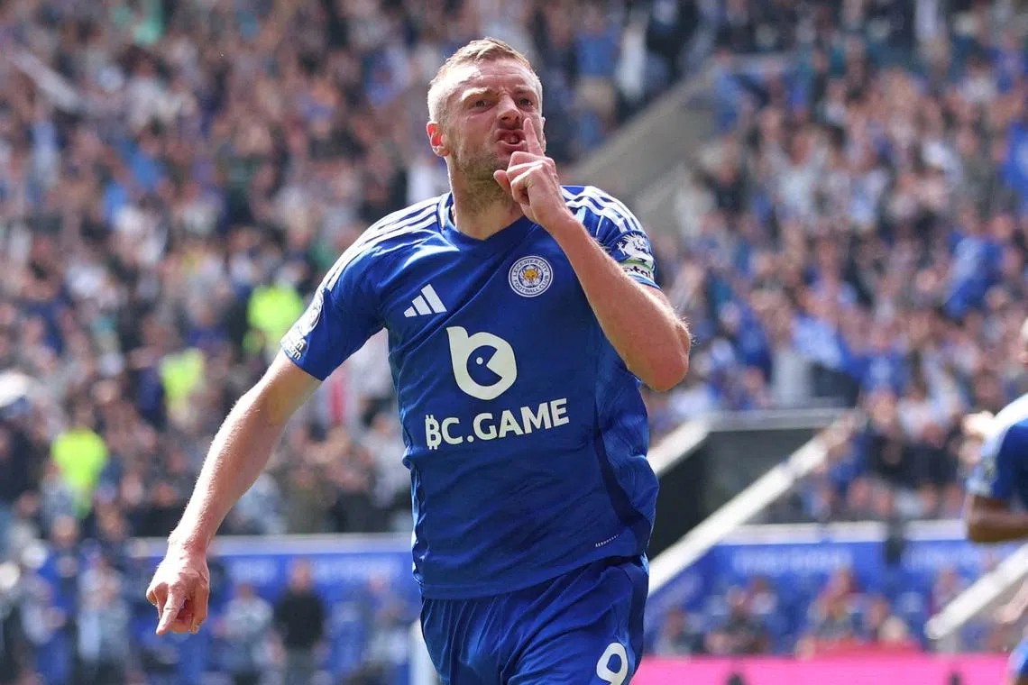 FILE PHOTO: Soccer Football - Premier League - Leicester City v Ipswich Town - King Power Stadium, Leicester, Britain - May 18, 2025  Leicester City's Jamie Vardy celebrates scoring their first goal Action Images via Reuters/Craig Brough /File Photo
