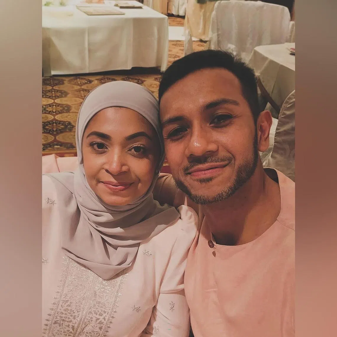 Singer Taufik Batisah and his wife Sheena Akbal were married in 2015.