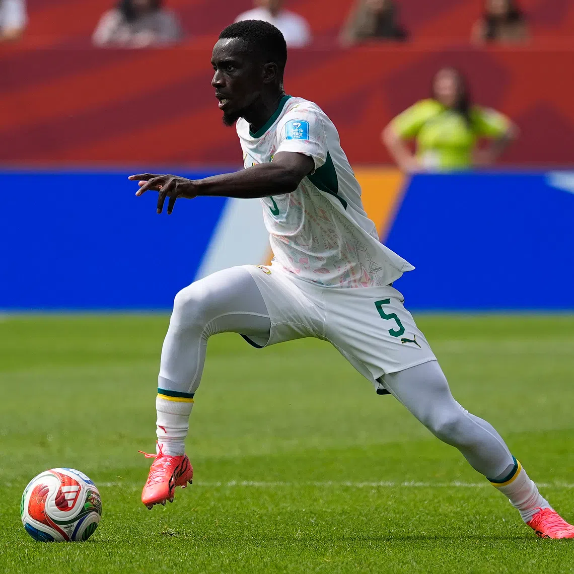 Jun 26, 2026; Toronto, Ontario, CAN; Senegal midfielder Idrissa Gueye (5) controls the ball against Iraq during a Group I match in the 2026 FIFA World Cup at Toronto Stadium. Mandatory Credit: John E. Sokolowski-Imagn Images