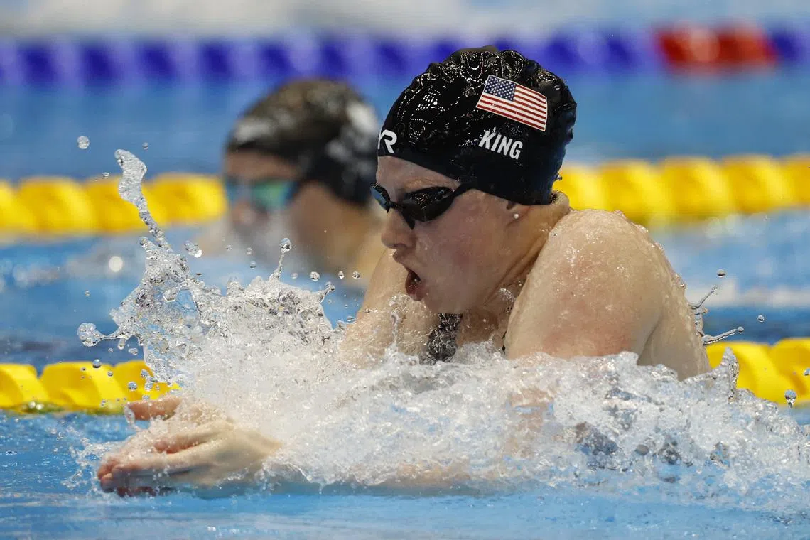 FILE PHOTO: Fukuoka 2023 World Aquatics Championships - Swimming - Marine Messe Fukuoka Hall A, Fukuoka, Japan - July 30, 2023 Lilly King of the U.S. in action during the women's 4 x 100m medley relay final REUTERS/Issei Kato/File Photo