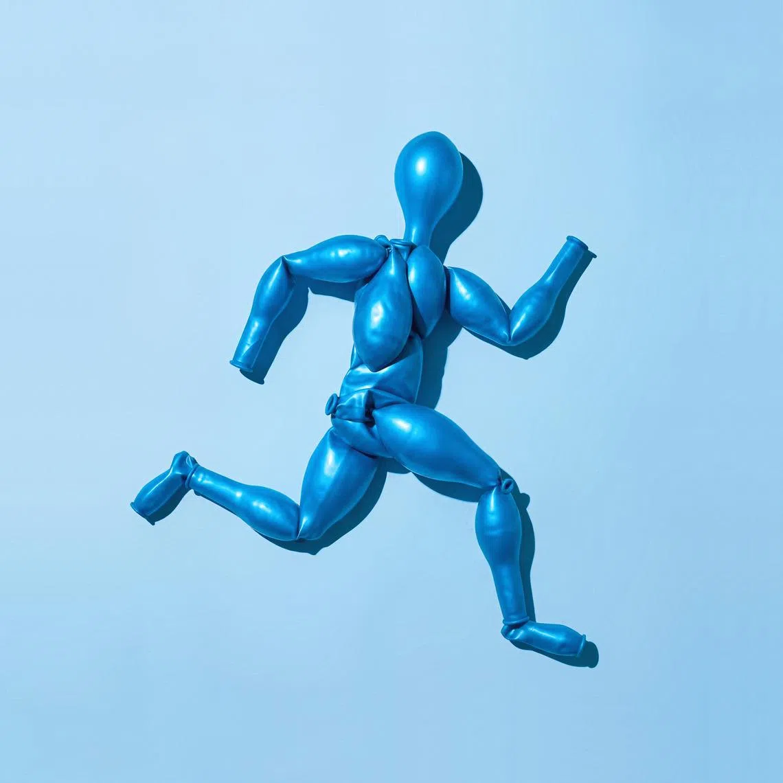 Originally used to treat lung disease, as well as decompression sickness in scuba divers, hyperbaric oxygen therapy has recently emerged as an upscale wellness treatment.