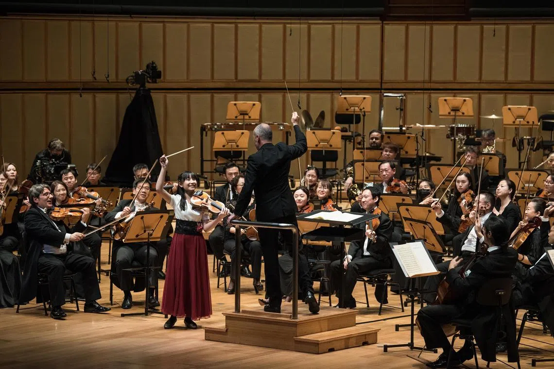 Violinist Chloe Chua may be only 16 but her musical maturity was on full display at the concert with the Singapore Symphony Orchestra