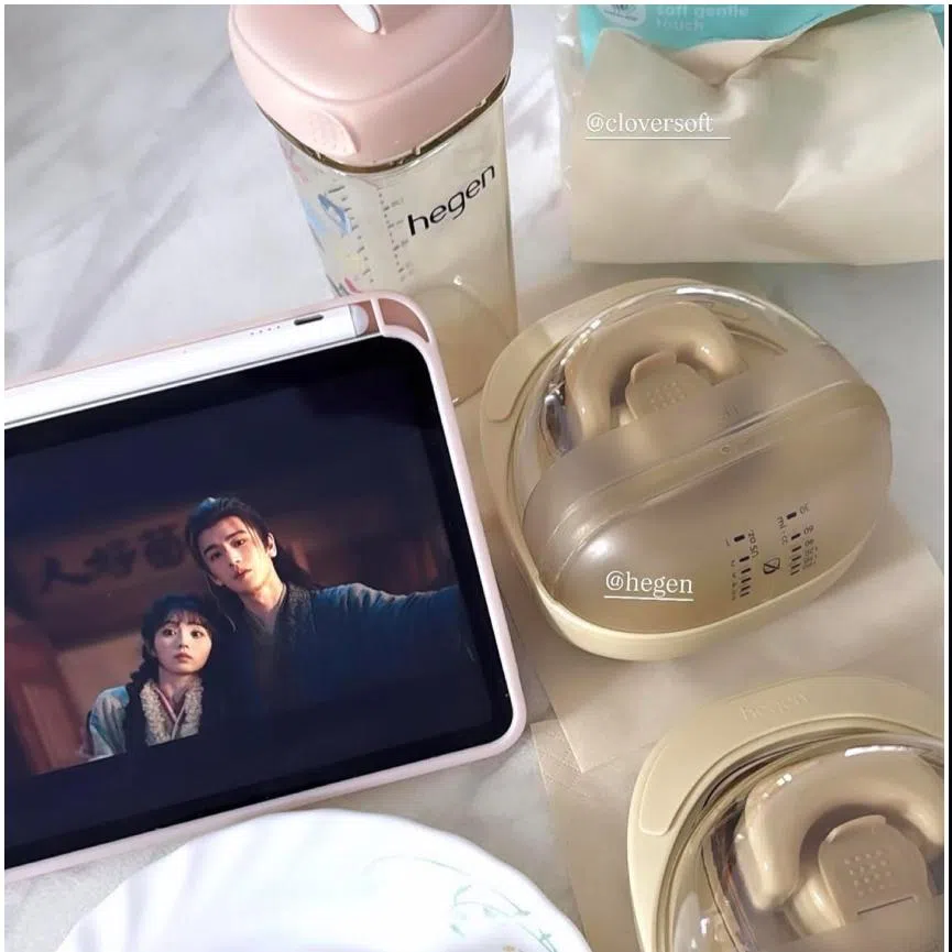 Actress Rebecca Lim (right) shared on her Instagram that she has caught the Pursuit Of Jade fever. 