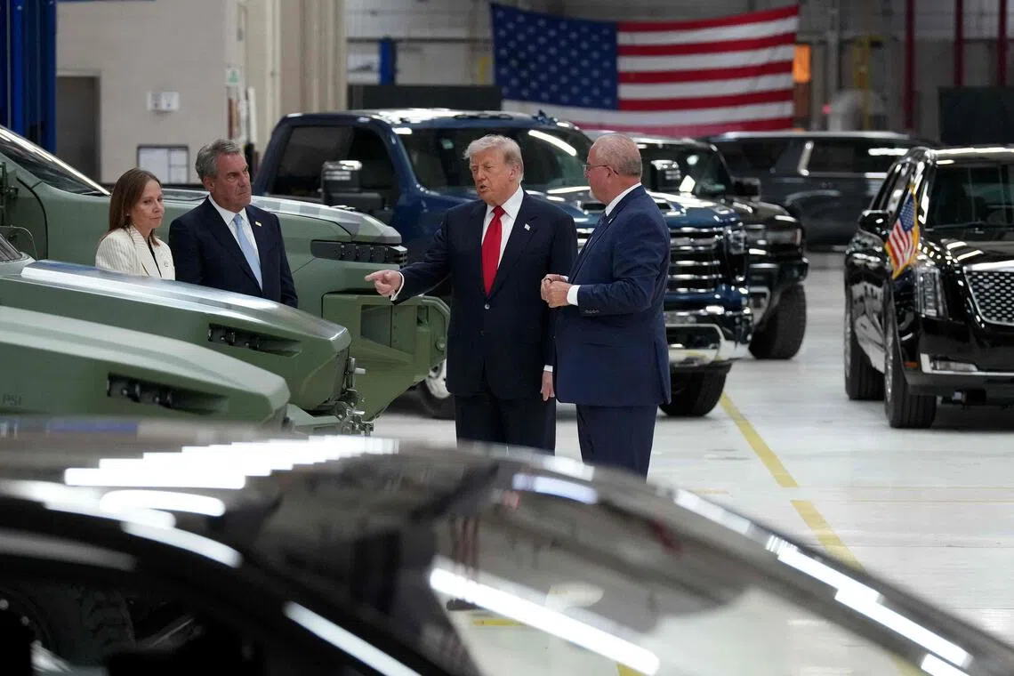 The overall trade gap came in at US$73.3 billion (S$94 billion).