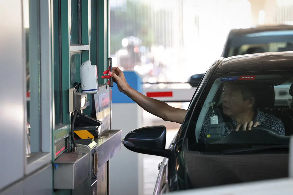 The new system will let car travellers complete immigration without leaving their vehicles.