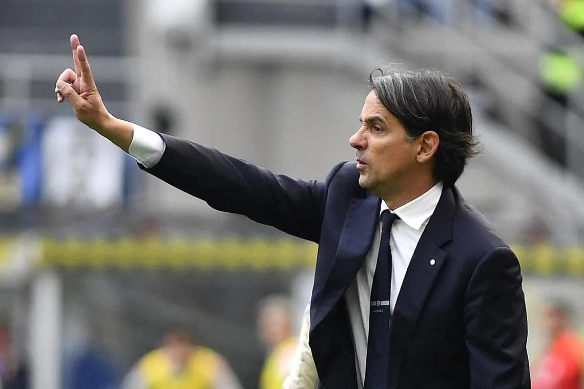 Soccer Football - Serie A - Inter Milan v AS Roma - San Siro, Milan, Italy - April 27, 2025 Inter Milan coach Simone Inzaghi reacts REUTERS/Massimo Pinca
