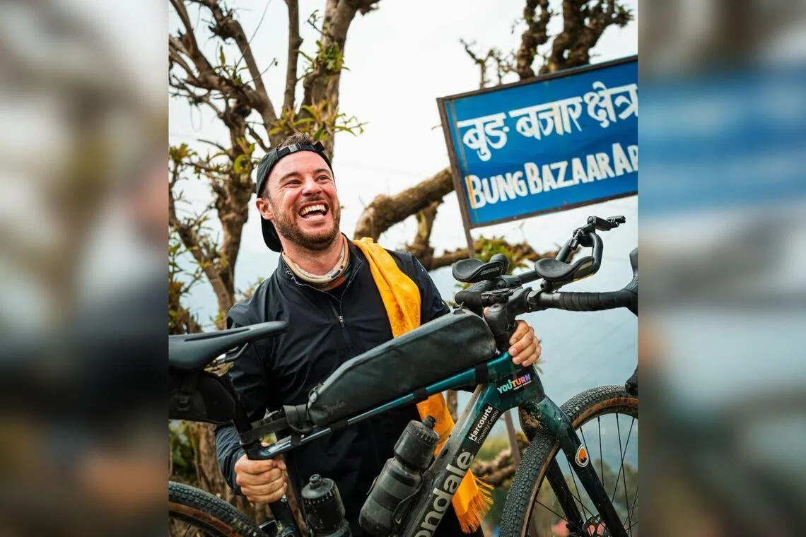 Australian climber on record sea-to-summit Everest bid