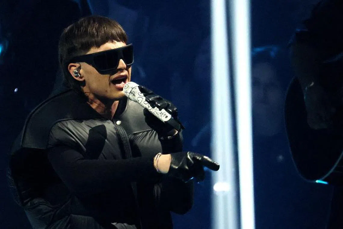 FILE PHOTO: Peso Pluma performs during the 2023 MTV Video Music Awards at the Prudential Center in Newark, New Jersey, U.S., September 12, 2023. REUTERS/Brendan Mcdermid/File Photo