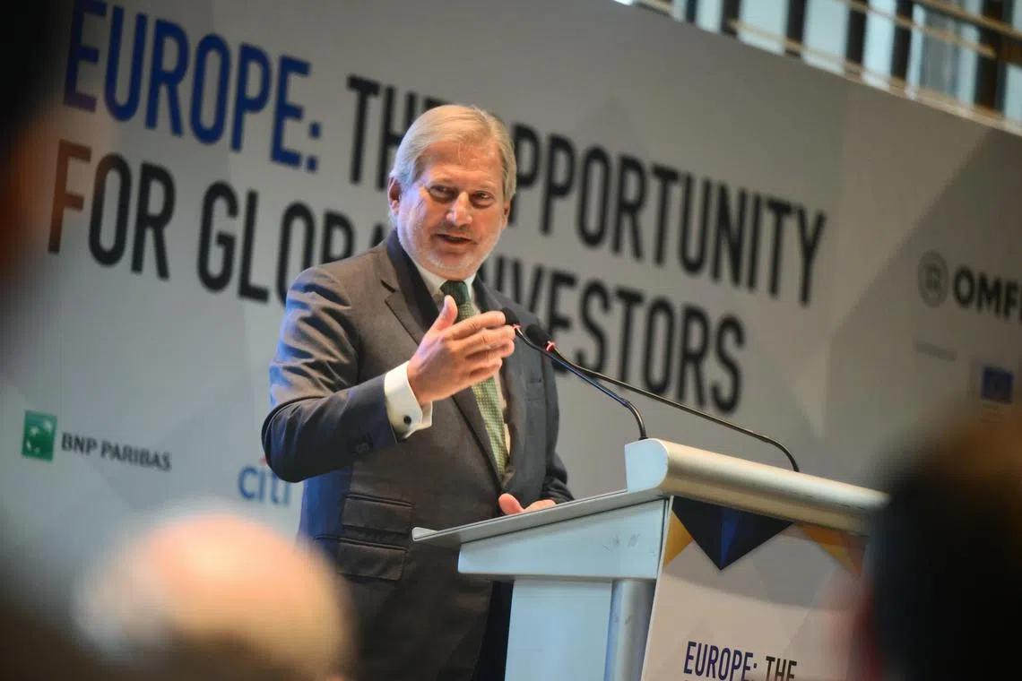 ST20240910_202430000322 Cthahn Azmi Athni/ Clement Tan//

Dr Johannes Hahn, European Commissioner for Budget and Administration, giving a speech at the Official Monetary and Financial Institutions Forum (OMFIF) at Parkroyal Collection Pickering on Sep 10. 

ST PHOTO: AZMI ATHNI