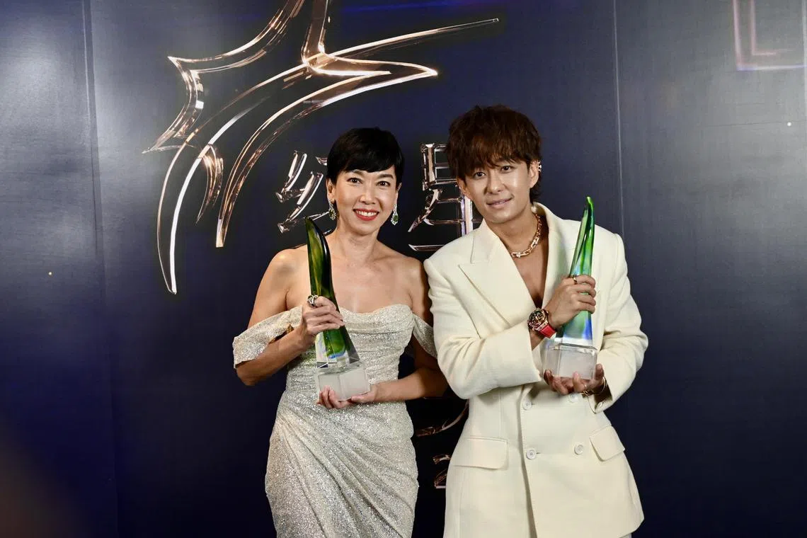 Kym Ng (left) and Jeremy Chan (right) won Best Actress and Best Actor respectively at the Star Awards held on April 21.