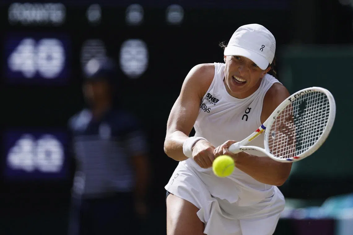 Iga Swiatek thrashes Amanda Anisimova 6-0, 6-0 to win Wimbledon title