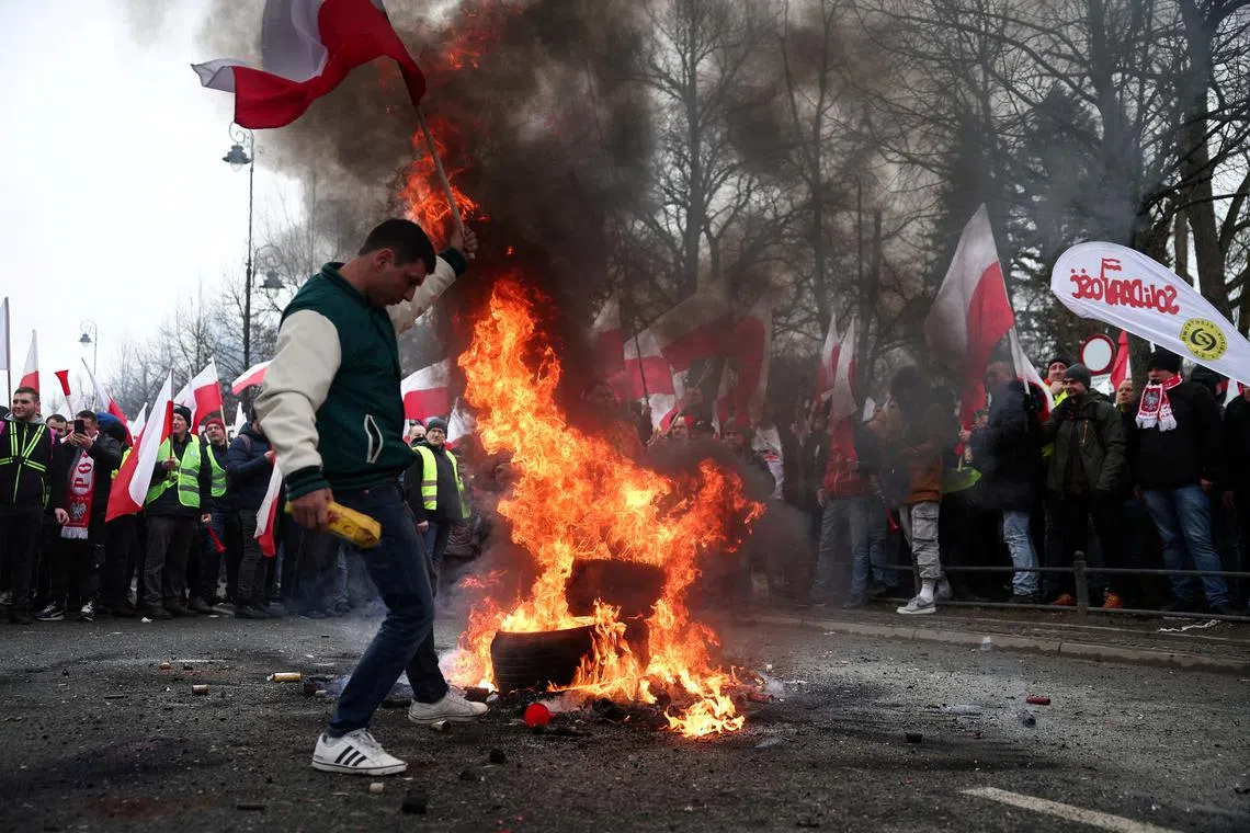 Farmers threaten to bring Poland to a halt after police clashes | The ...