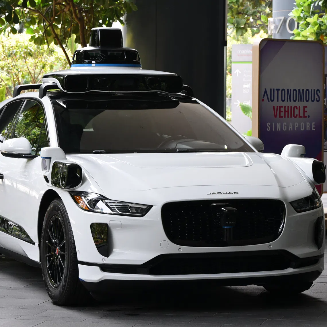 Autonomous vehicles like those used by ride-hailing operator Waymo may make transport cheaper, safer and more efficient, the writer argues, but driverless transport comes at a cost: one of the labour market’s most accessible sources of flexible work.