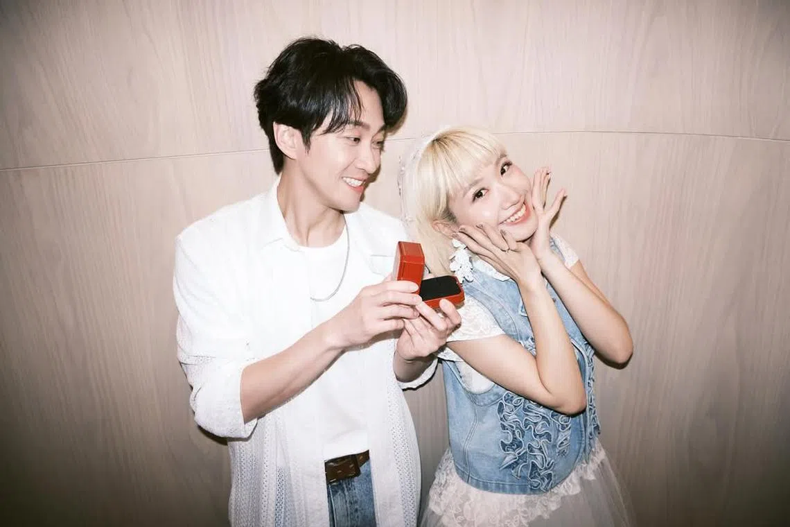 Taiwanese hosts Lulu Huang (right) and Hank Chen Han-dian (right) made the announcement on Instagram on Sept 11.