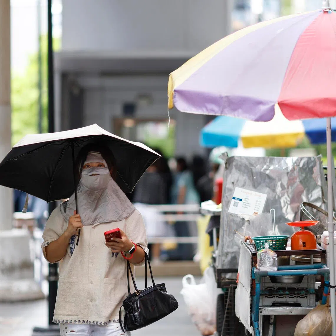 The Bangkok Metropolitan Administration urged the public to closely monitor symptoms such as dizziness, fatigue, headaches, rapid pulse or unusual sweating patterns.