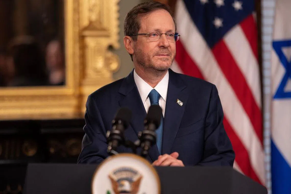 Israeli President Isaac Herzog meets with U.S. Vice President Kamala Harris in her ceremonial offices at the Eisenhower Executive Office Building in Washington, U.S., July 19, 2023. REUTERS/Nathan Howard/File Photo