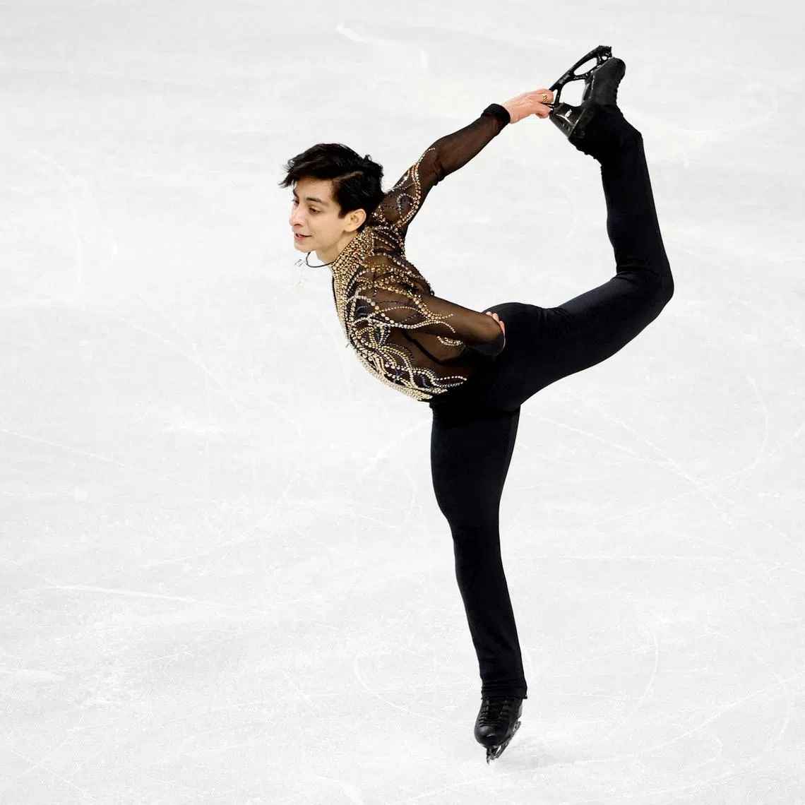 Figure Skating - Four Continents Figure Skating Championships - Mokdong Ice Rink, Seoul, South Korea - February 20, 2025 Mexico's Donovan Carrillo performs during the Men's Short Program REUTERS/Kim Soo-Hyeon