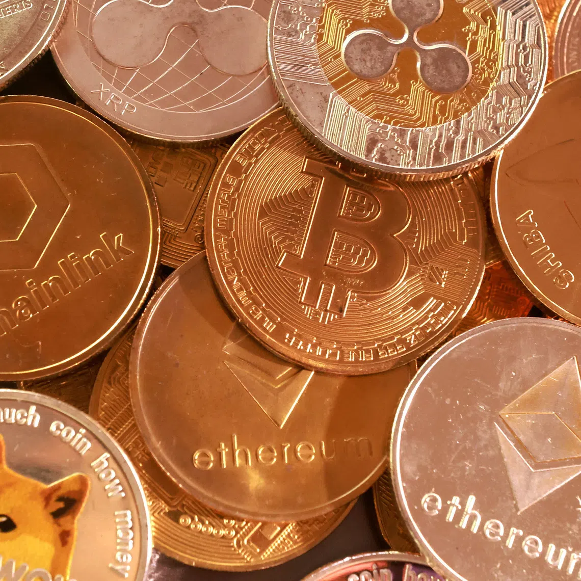 Representation of cryptocurrencies are seen in this illustration taken September 10, 2025. REUTERS/Dado Ruvic/Illustration