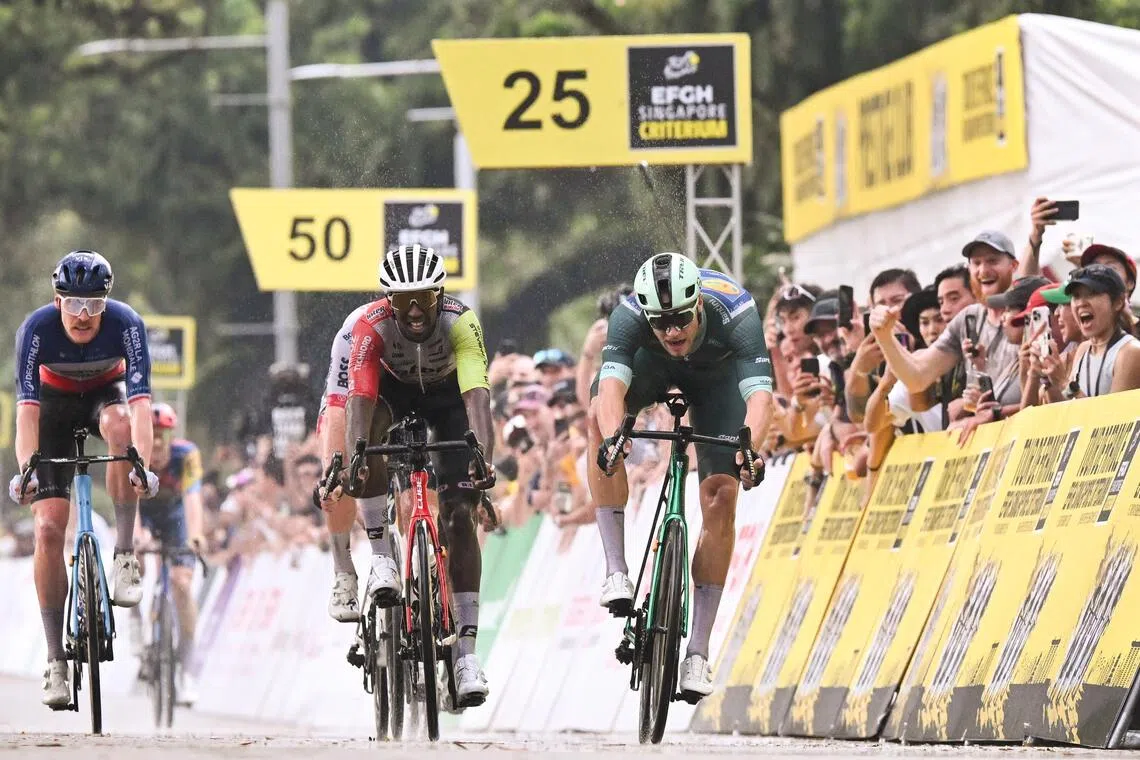 ST20251102-202568600408-Lim Yaohui-Deepanraj Ganesan-dgcycle02/
(From right to left) Jonathan Milan came in first, followed by Biniam Girmay (middle) and Dorian Godon came in 5th in the Professional Criterium Race during Tour de France EFGH Singapore Criterium 2025 along Connaught Drive on Nov 2, 2025.
Singapore is set to welcome the world’s elite cyclists for the Tour de France EFGH Singapore Criterium 2025, returning on 1 - 2 November 2025 for its fourth edition. This year’s event brings together seven stage winners from the 2025 Tour de France, including Primož Roglič, Jonathan Milan, Biniam Girmay, and Jasper Philipsen—the past three Green Jersey winners.
The 2025 route will once again transform the Marina Bay area into a high-speed urban circuit, with riders racing past landmarks such as the Padang, Merlion, and Esplanade – Theatres on the Bay.
(ST PHOTO: LIM YAOHUI)