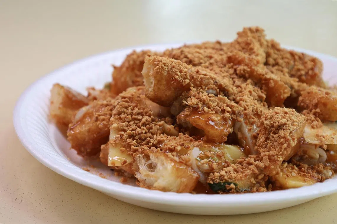 White Rojak at 684 Black & White Rojak in Hougang Avenue 8.