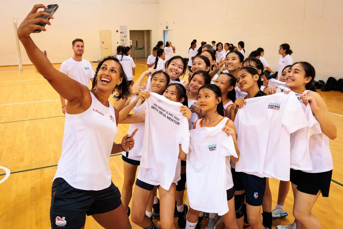 Former England international Geva Mentor (far left) taking a selfie during an Under-14 coaching clinic held on the sidelines of the Oct 22-28 Nations Cup.