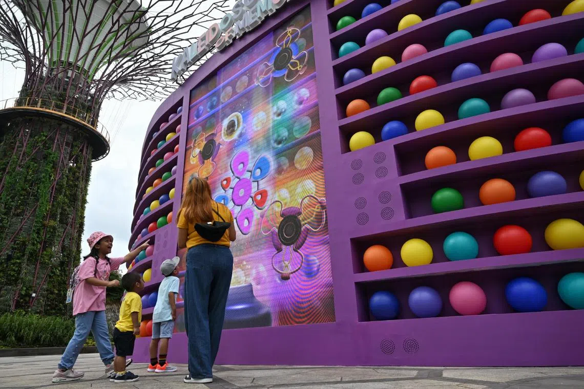 The Kaleidoscope of Memories installation is inspired by the Long Term Memory storage facility that houses millions of Riley’s memories in the Inside Out story. 