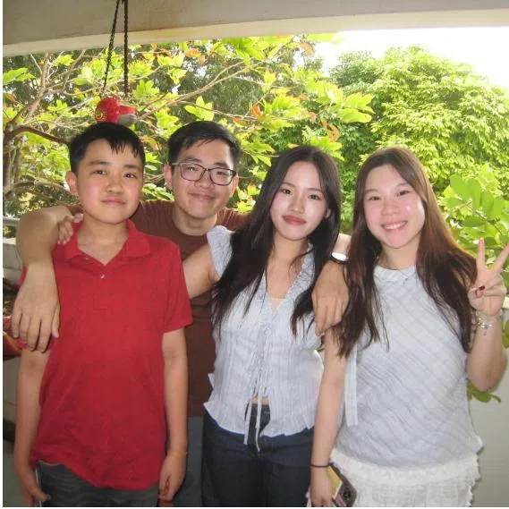 This National Siblings Day, TLDR talks to young Singaporeans about their experiences with siblings. 