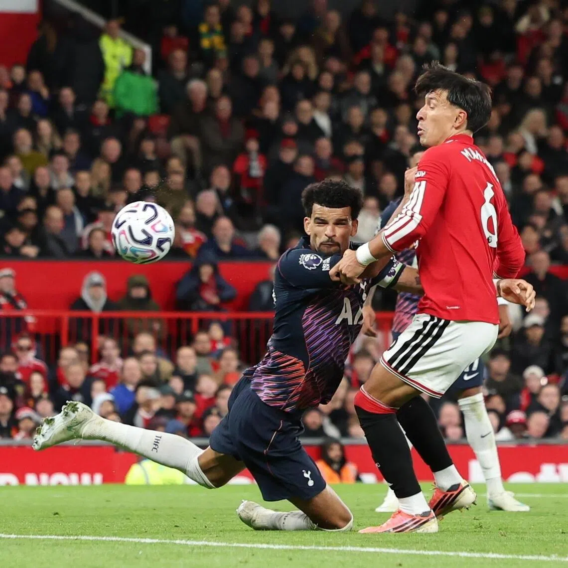 Tottenham’s Dominic Solanke headed in an equaliser in stoppage time to deny Manchester United the win.