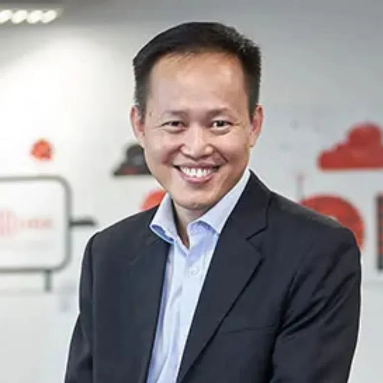 Mr Peter Lam (left), current principal and CEO of Temasek Polytechnic, will be the new CEO of ITE. The current deputy chief executive of ITE, Mr Patrice Choong, will take over Mr Lam’s position at the polytechnic.
