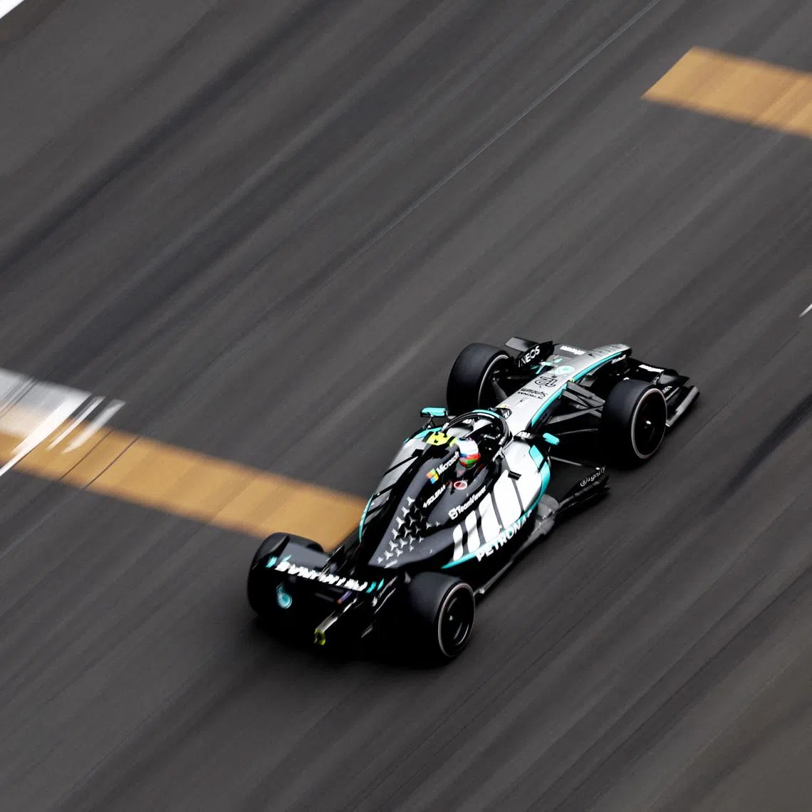 Formula One F1 - Chinese Grand Prix - Shanghai International Circuit, Shanghai, China - March 15, 2026 Mercedes' Andrea Kimi Antonelli in action during the race REUTERS/Jakub Porzycki