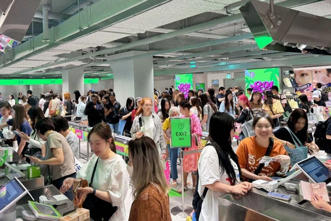 Foreign shoppers increasingly planning South Korea trips around Olive Young sales