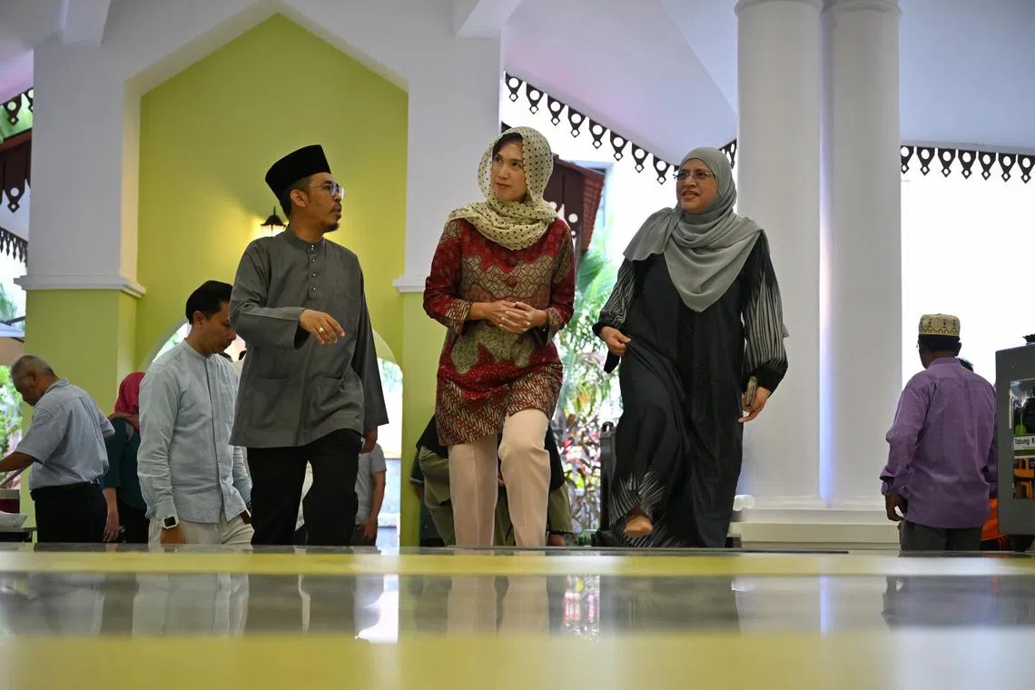 Minister for Digital Development and Information Josephine Teo was taken on a tour of the 205 year old Masjid Omar Kampong Melaka before the breaking-fast (Iftar) session.