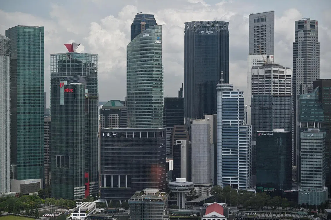 ST20230425_202396467392 Kua Chee Siong/ pixgeneric/ Generic pix of the buildings in the Central Business District lining the Singapore skyline on April 25, 2023.