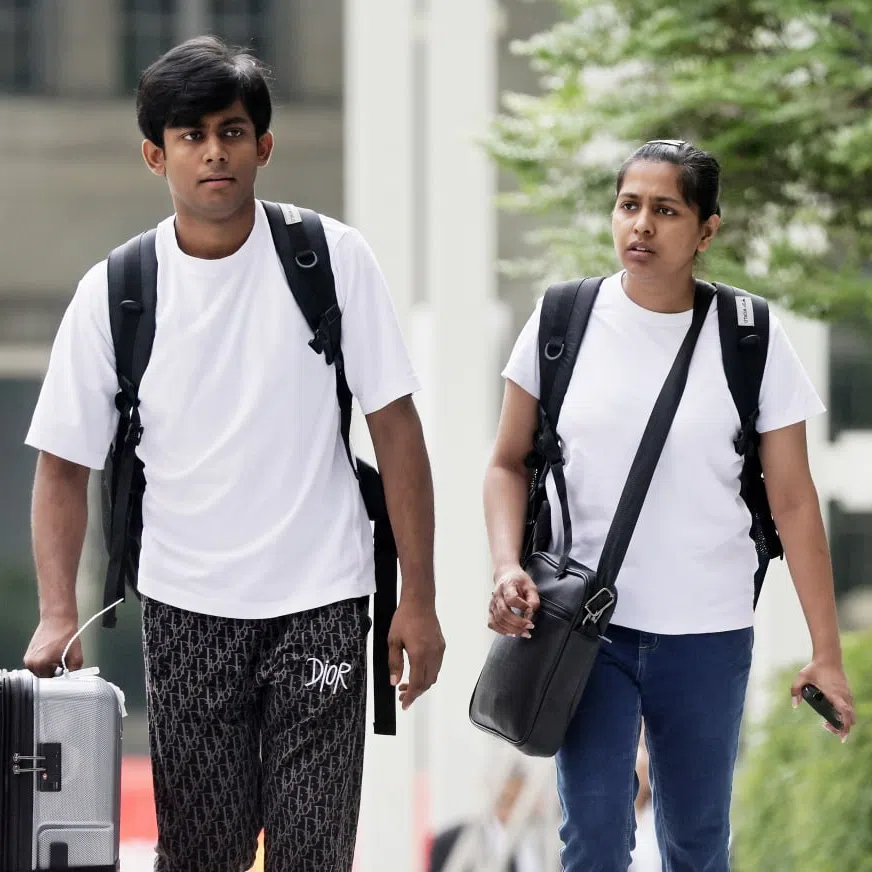 On March 27, Hewa Sahabanduge Waruna Kanishka (left) was sentenced to five months’ jail, while his wife Jayasekara Gamlath Ralalage Yehelichathurika was sentenced to two months’ jail.