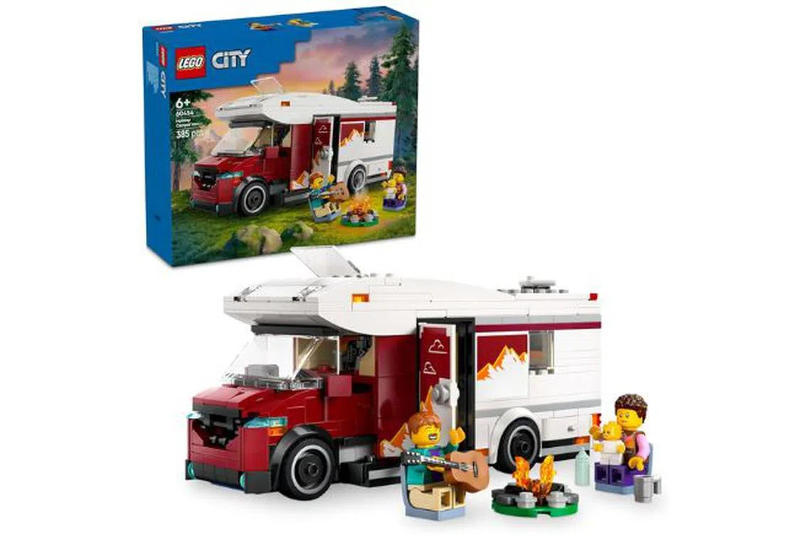 Lego City Holiday Adventure Camper Van