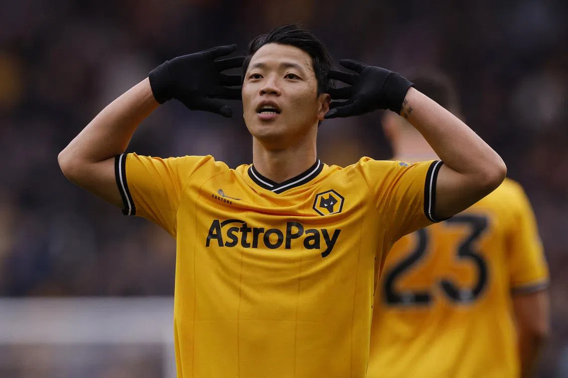 FILE PHOTO: Soccer Football - Premier League - Wolverhampton Wanderers v Luton Town - Molineux Stadium, Wolverhampton, Britain - April 27, 2024 Wolverhampton Wanderers' Hwang Hee-chan celebrates scoring their first goal Action Images via Reuters/Andrew Couldridge/File Photo