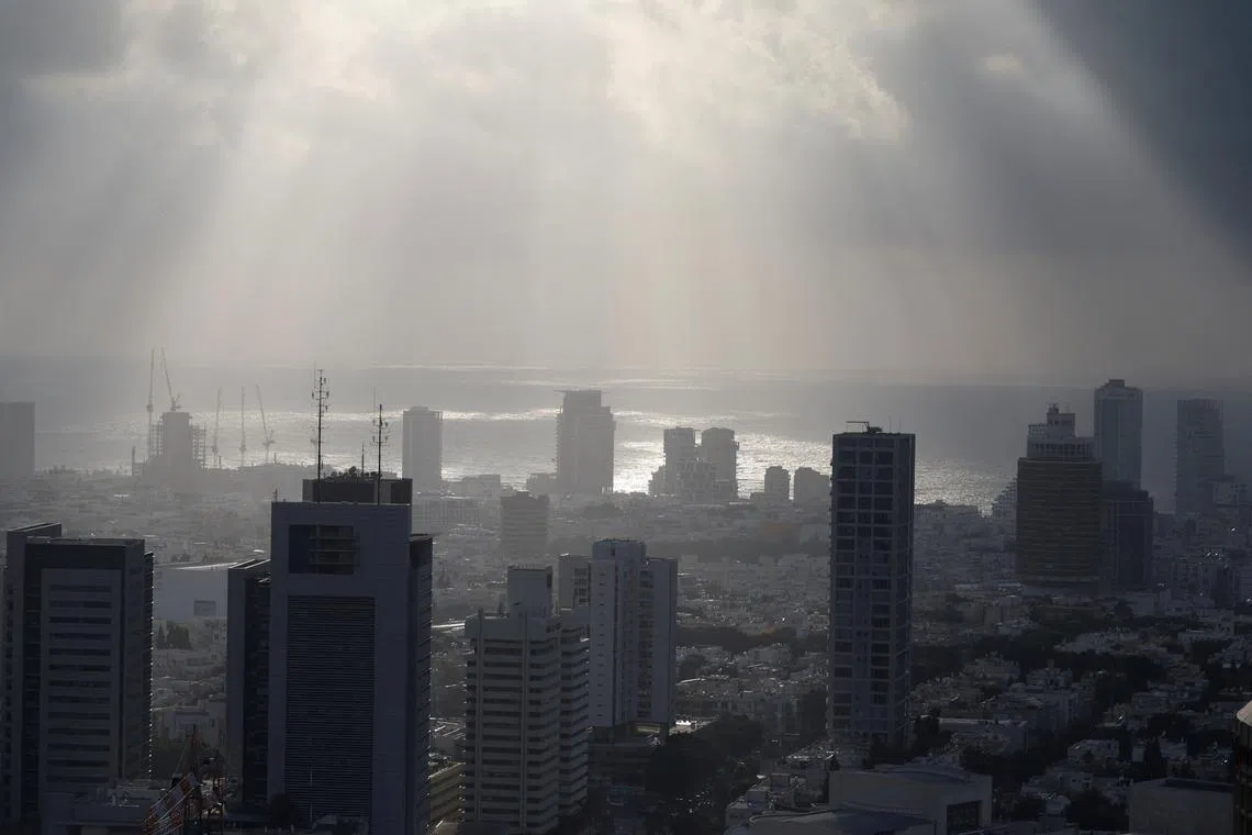 FILE PHOTO: A general view of Tel Aviv, amid the ongoing conflict between Israel and Islamist Palestinian group Hamas in Gaza, in Israel, March 2, 2024. REUTERS/Carlos Garcia Rawlins/File Photo